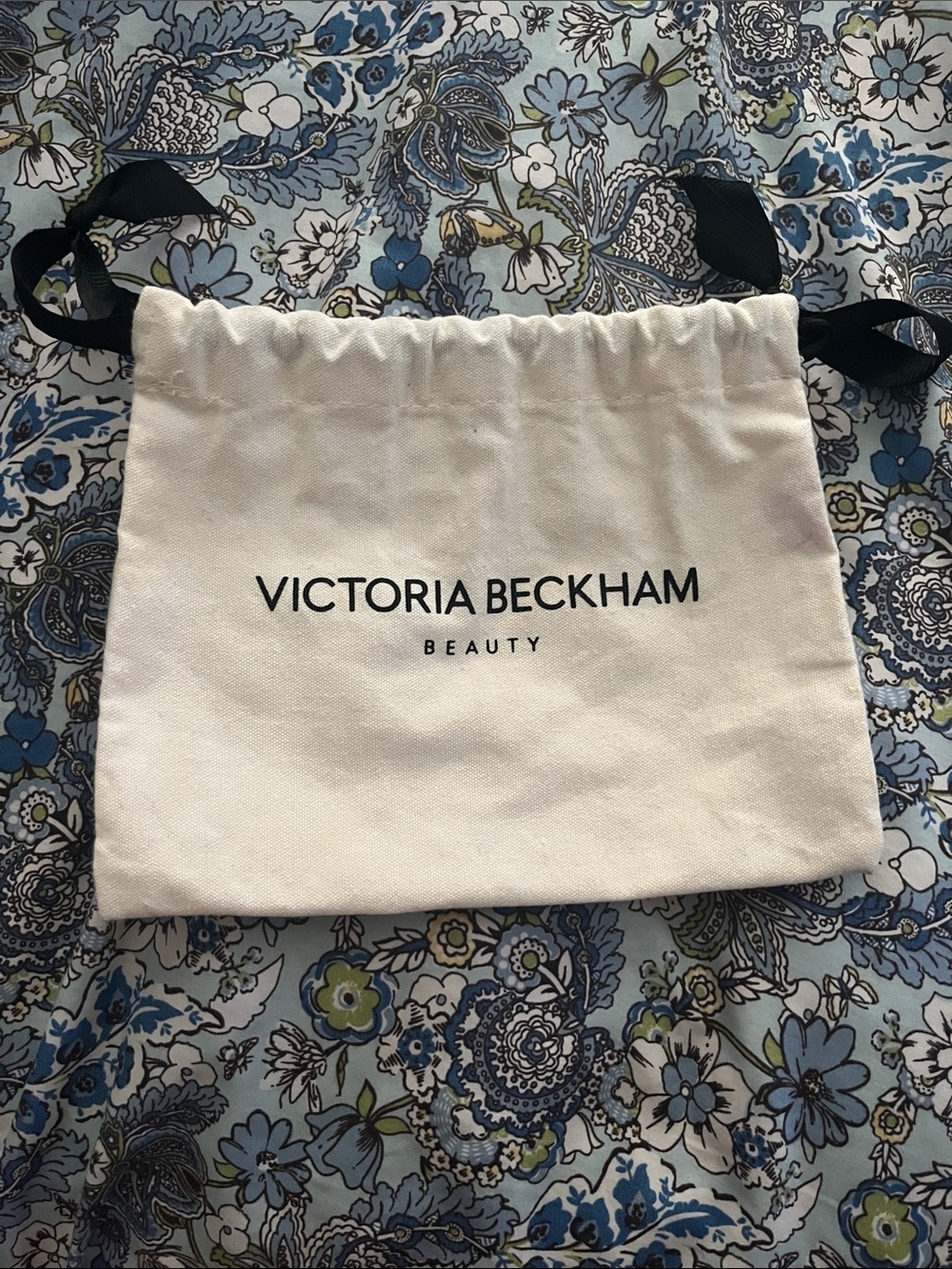 Victoria Beckham Cream Drawstring Pouch with Black Ribbon